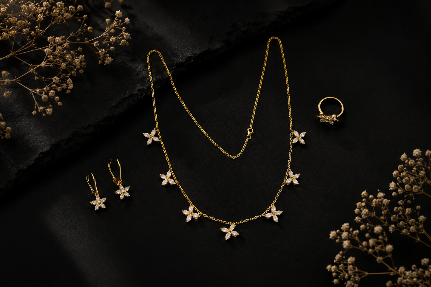 Choker salver gold colour